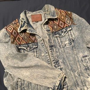Guess Jean Jacket - XXL - Great Condition!